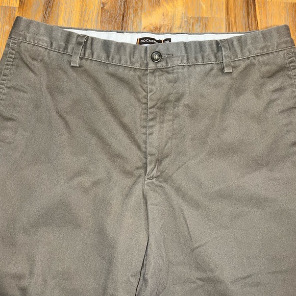 Dockers D2 Straight Fit Slacks NWOT - Picture 2 of 6